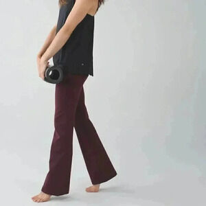 Lululemon Groove Tall Bordeau (purple) athletic casual lightweight yoga pant 12